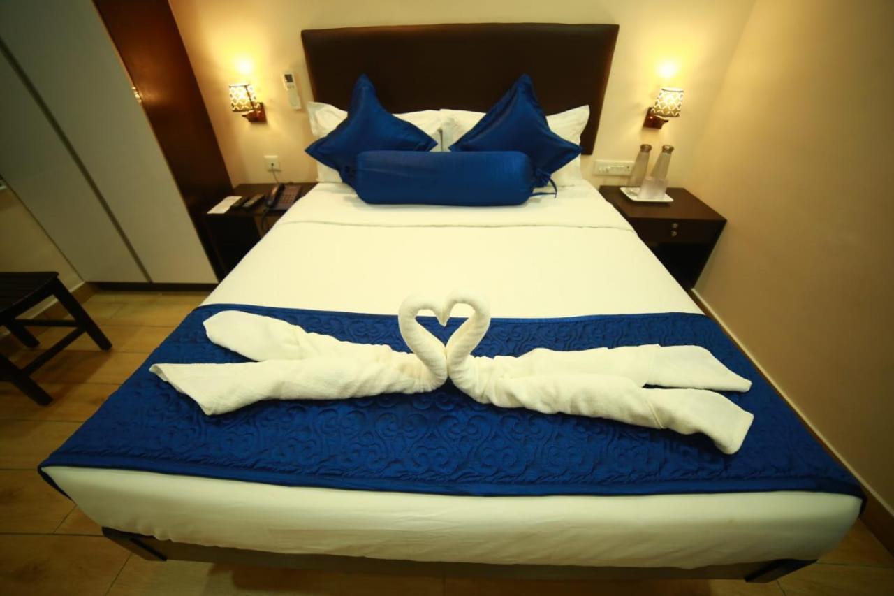 Sapphire Inn Pondicherry Esterno foto