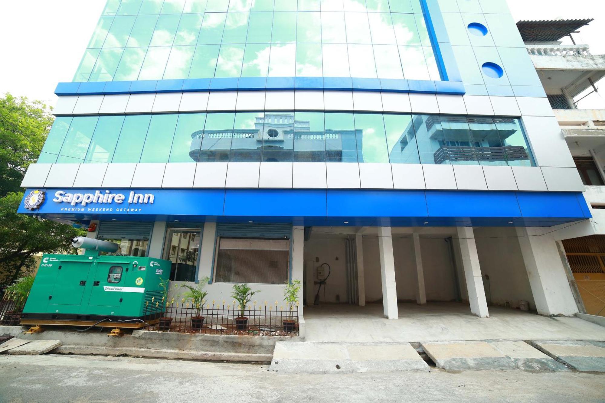 Sapphire Inn Pondicherry Esterno foto