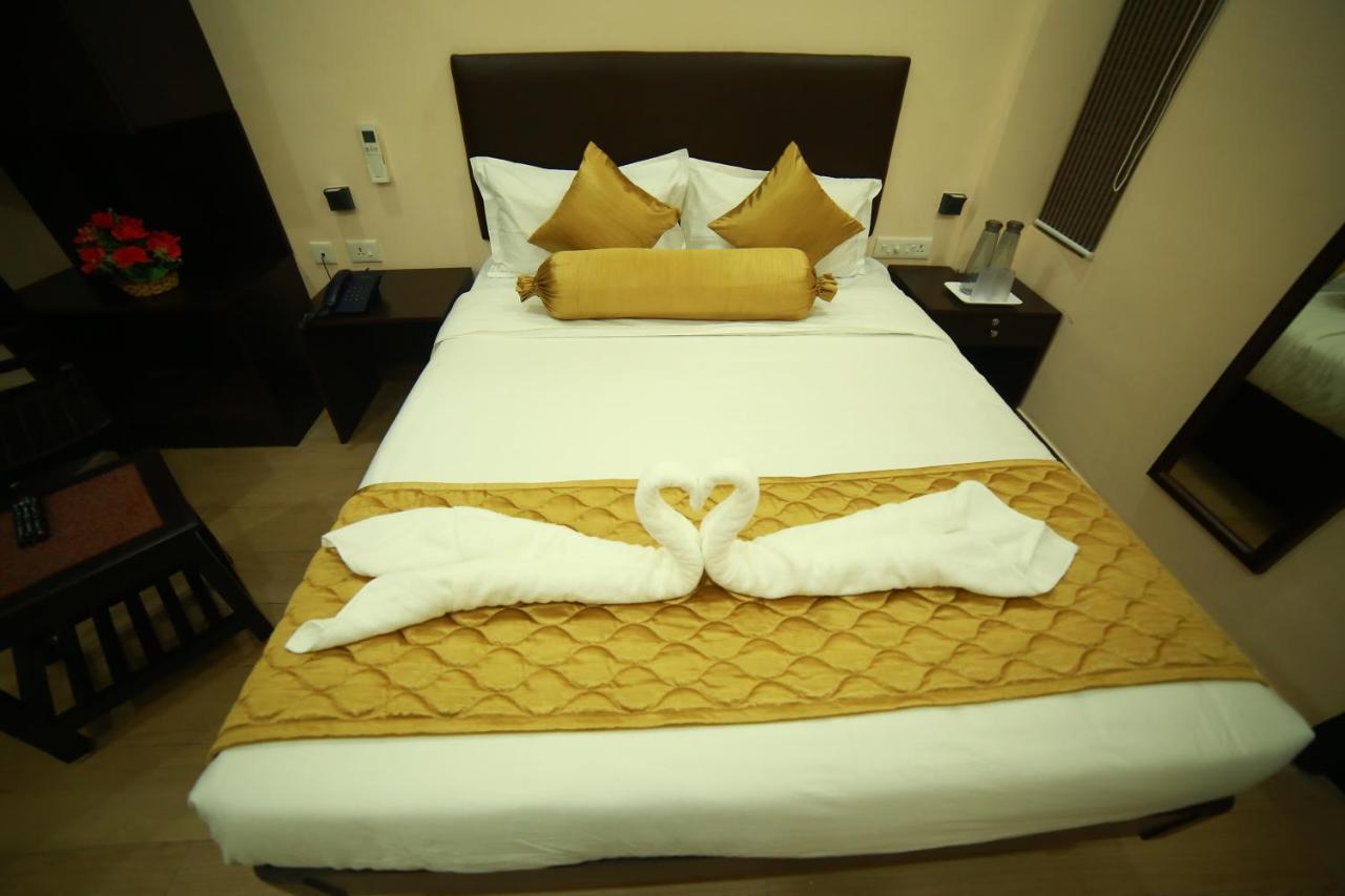 Sapphire Inn Pondicherry Esterno foto