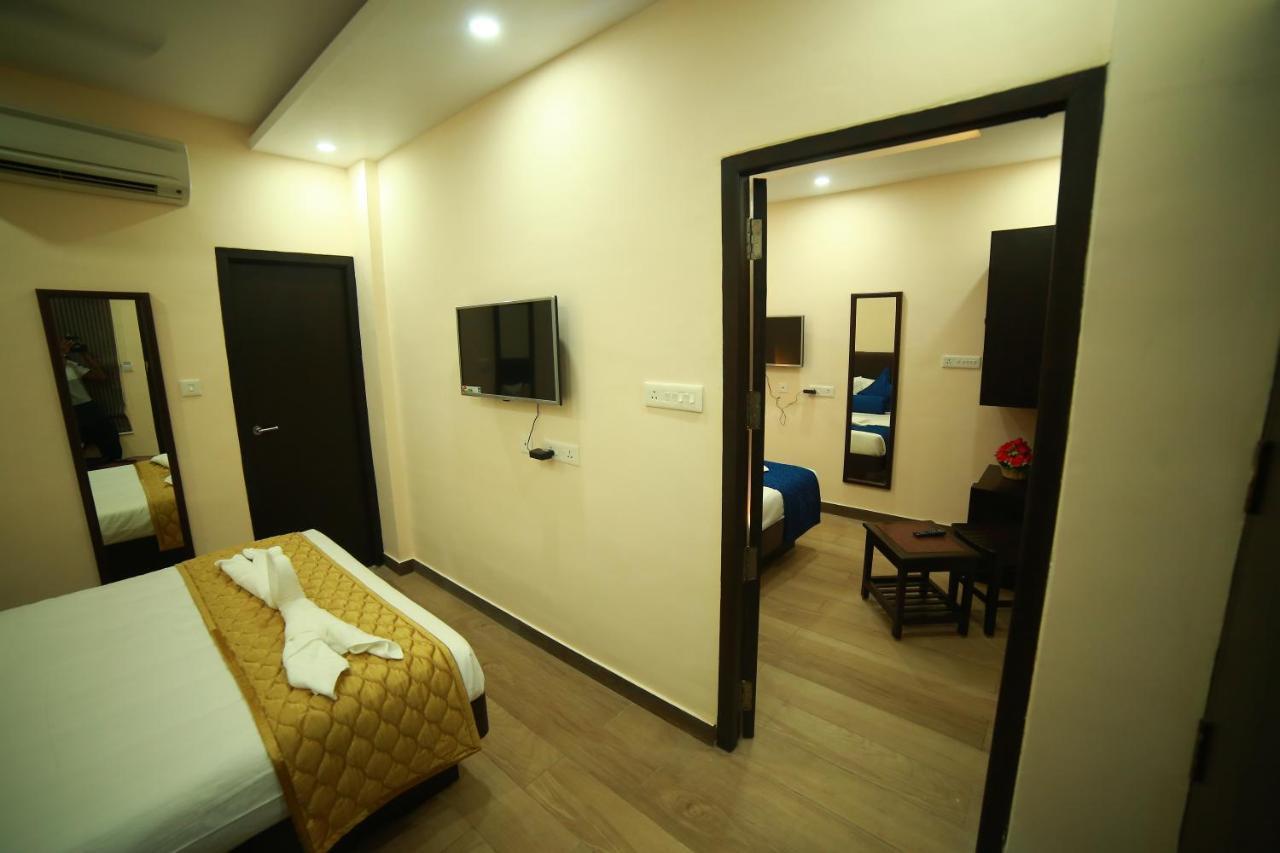 Sapphire Inn Pondicherry Esterno foto